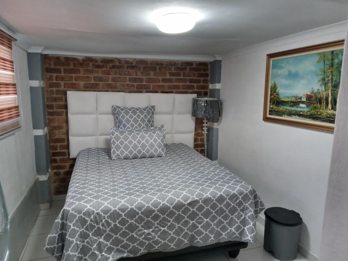 Dante Guest House Alberton Exterior photo